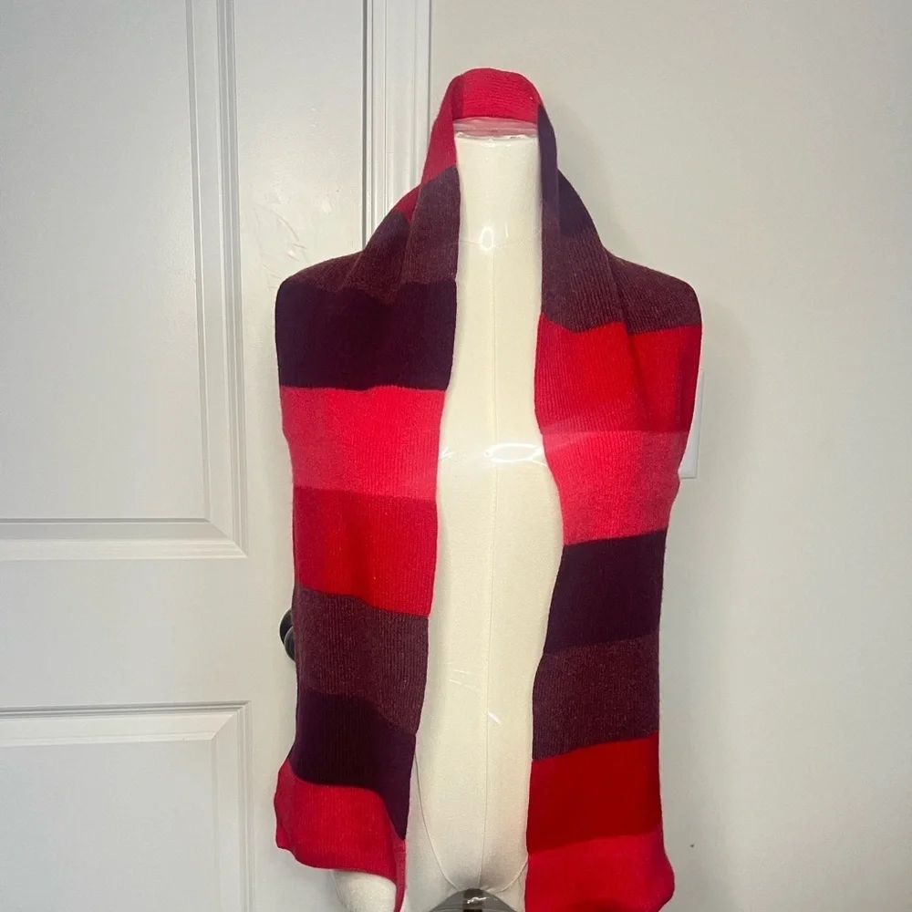 VTG Old Navy Scarf Multicolor Stripe 100% Lambswool Quirky Preppy